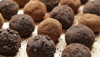 Dark and milk chocolate truffle balls